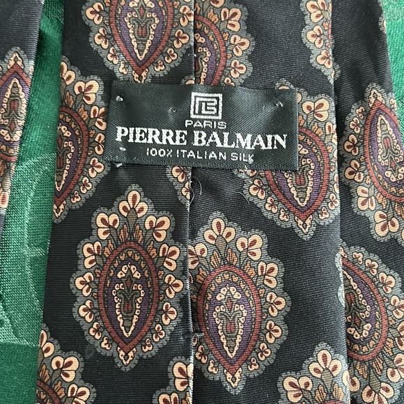 EUC Pierre Balmain tie - Picture 3 of 3